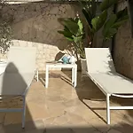 Cortilet Apartment